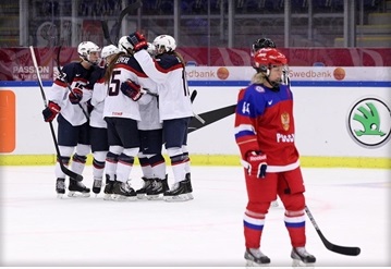 The United States sealed their semi-final berth at the IIHF Women's World Championships with a commanding 9-2 win over Russia in Malmo ©IIHF