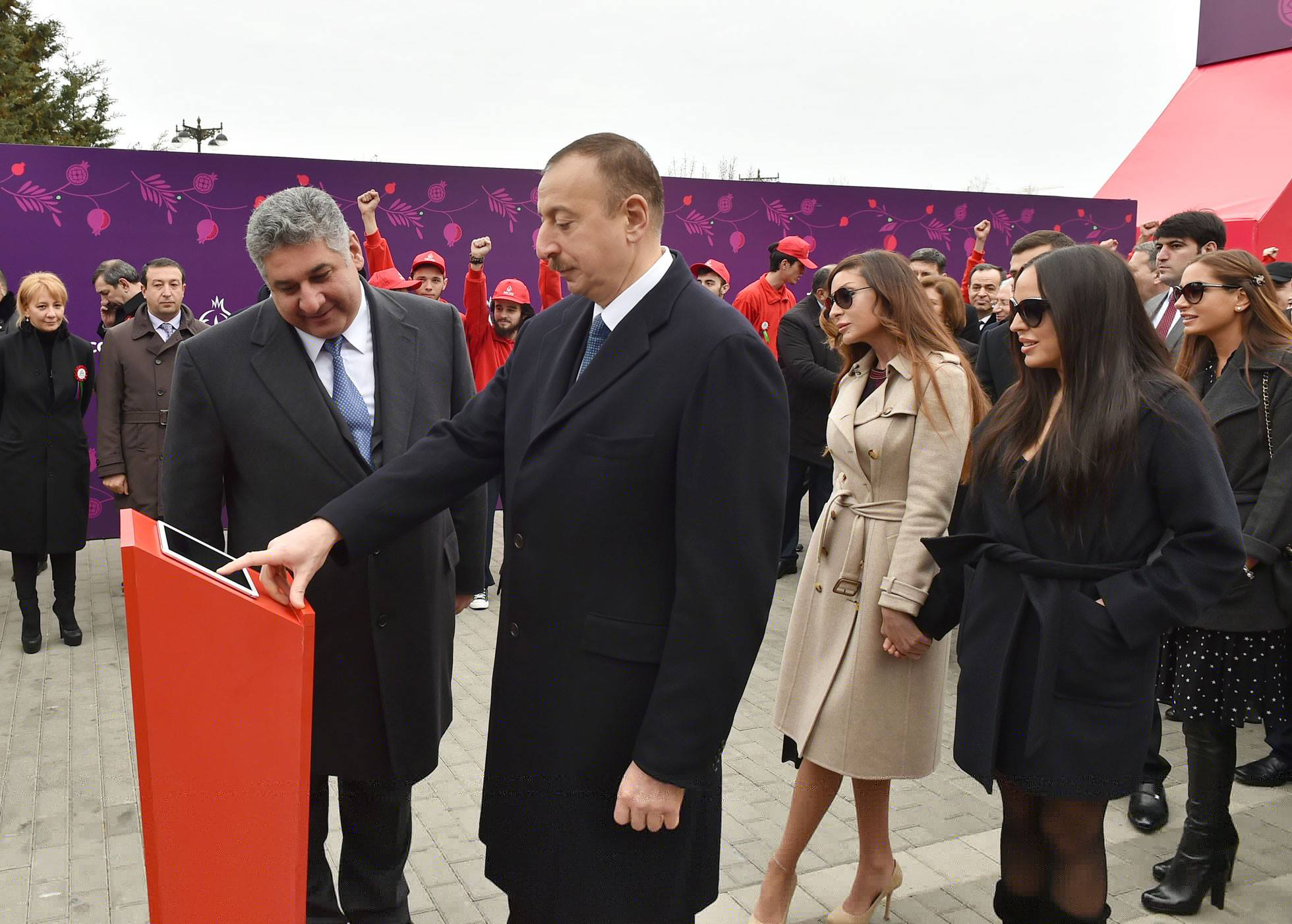 Azerbaijan President Ilham Aliyev took part in a ceremonial purchase of the first ticket for Baku 2015 during the Novruz celebrations ©Baku 2015