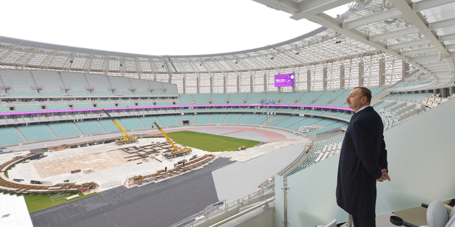 President Aliyev surveying the work that has been done on the National Stadium ©Official site of the President of Azerbaijan