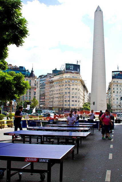 The showcase event of World Table Tennis Day was staged at the "Obelisco" in Buenos Aires, the most iconic monument in Argentina ©ITTF