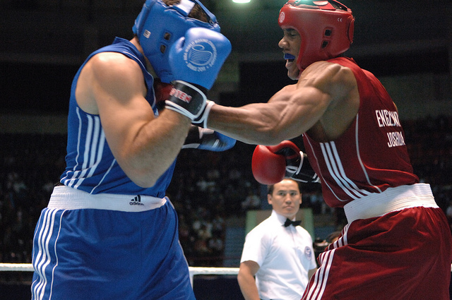 Anthony Joshua_in_World_Championship_final_Baku_October_8_2011