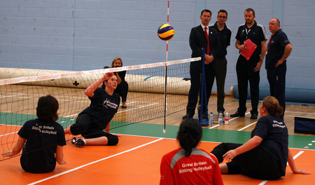 Jeremy_Hunt_Tim_Hollingsworth_and_coaches_from_Womens_GB_Sitting_Volleyball_team_watch_a_training_session_during_the_Paralympics_Media_Day_at_the_University_of_Bath_02-09-11