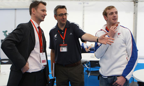 Tim_Hollingsworth_with_Jeremy_Hunt_and_Ben_Rushgrove