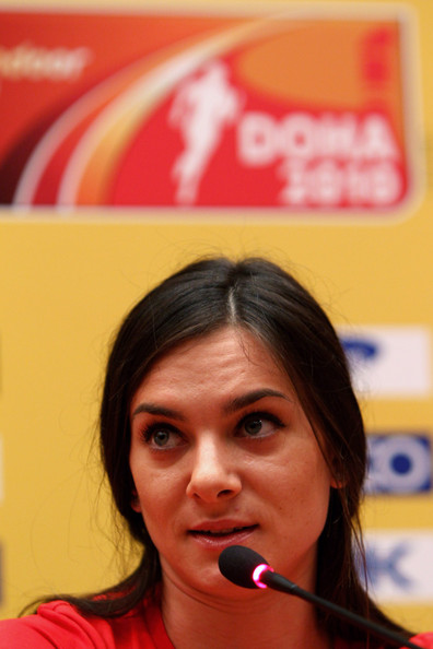 Yelena Isinbayeva_Doha_press_conference_2010