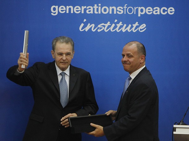 jacques rogge_and_Prince_Feisal_12-10-11