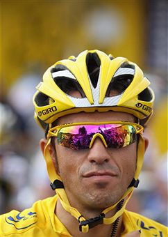 Alberto_Contador_in_helmet_and_glasses_July_25_2010