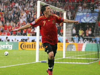 David_Villa_celebrates_goal_in_World_Cup_2010