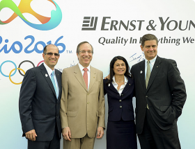 Ernst__Young_sign_deal_with_Rio_2016_September_2011_small