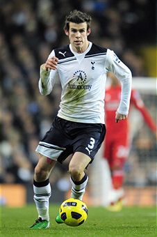 Gareth_Bale_v_Liverpool_November_2010