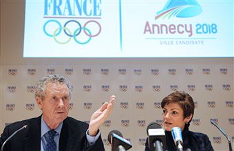 Guy_Drut_at_Annecy_press_conference_December_2010