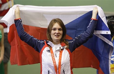 Kateina_Emmons_wins_first_gold_medal_in_Beijing_2008