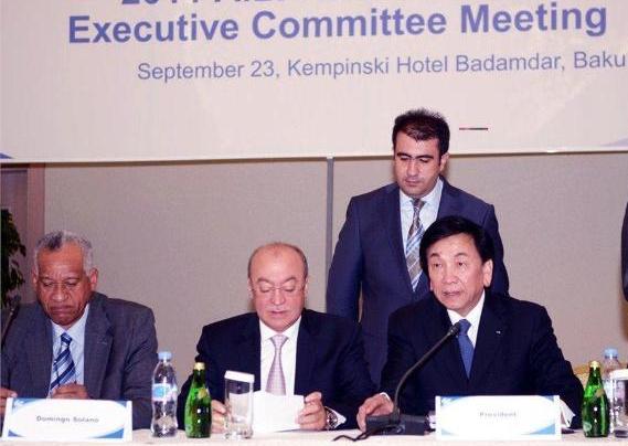 C_K_Wu_at_Congress_with_Council_Baku_September_24_2011