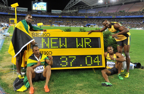Usain_Bolt_and_Jamaica_team_after_4x100m_world_record_Daegu_September_4_2011