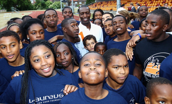 Michael_Johnson_with_youngsters_Willesden_May_23_2011