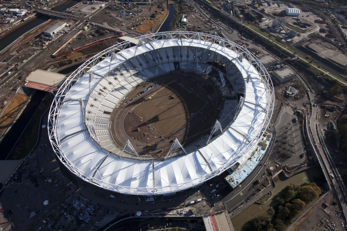 Olympic_Stadium_aeriel_view_November_2010_3
