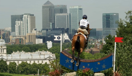 Pippa_Funnell_of_Great_Britain_and_her_horse_Billy_Shannon_compete_at_Greenwich_Park_test_event_11-07-11