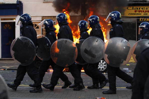 Riot_Police_London_August_8_2011