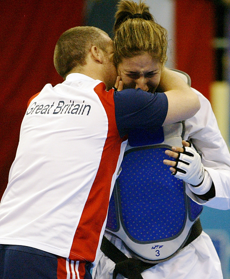 Sarah_Stevenson_crying_after_winning_world_title_May_3_2011