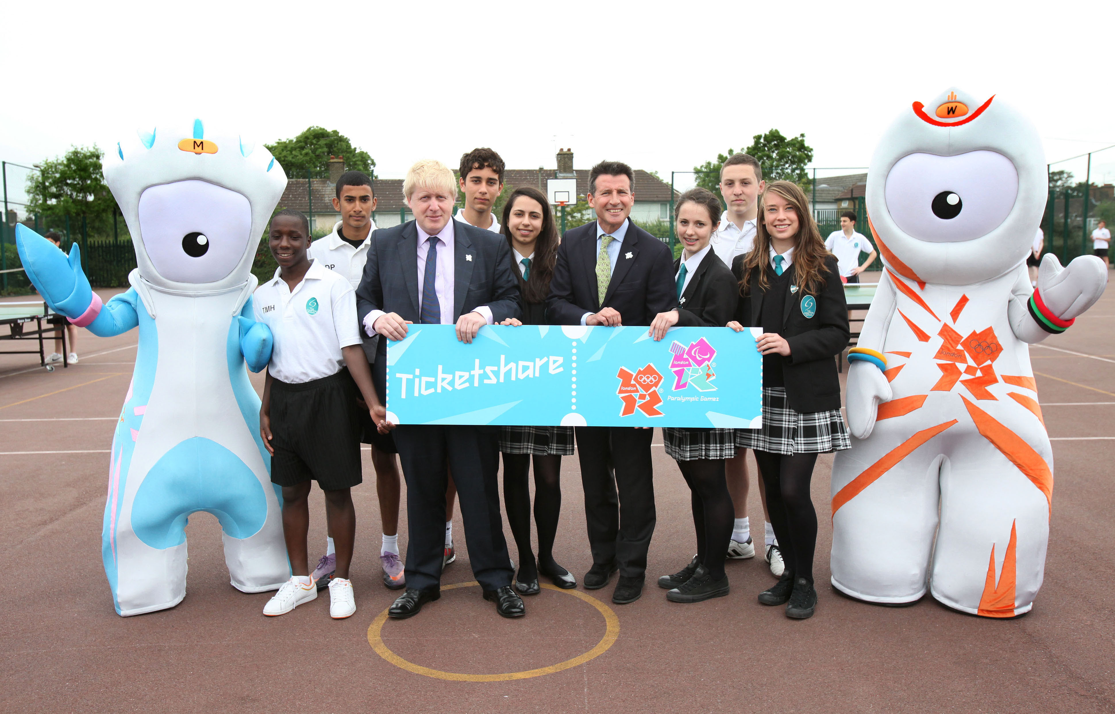 Sebastian_Coe_and_Boris_Johnson_with_mascots_at_ticket_launch_in_Barnet_May_16_2011