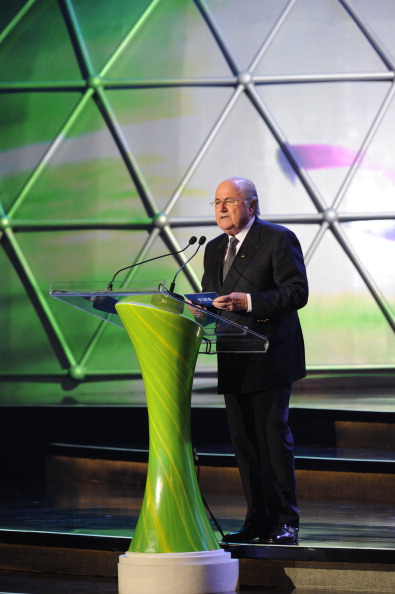 Sepp_Blatter_at_podium_Rio_de_Janeiro_July_30_2011