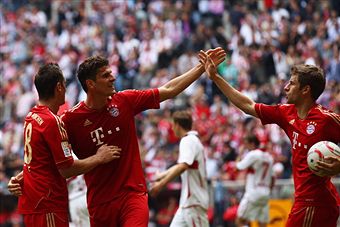 Thomas_Muller_celebrates_goal_for_Bayern_Munich