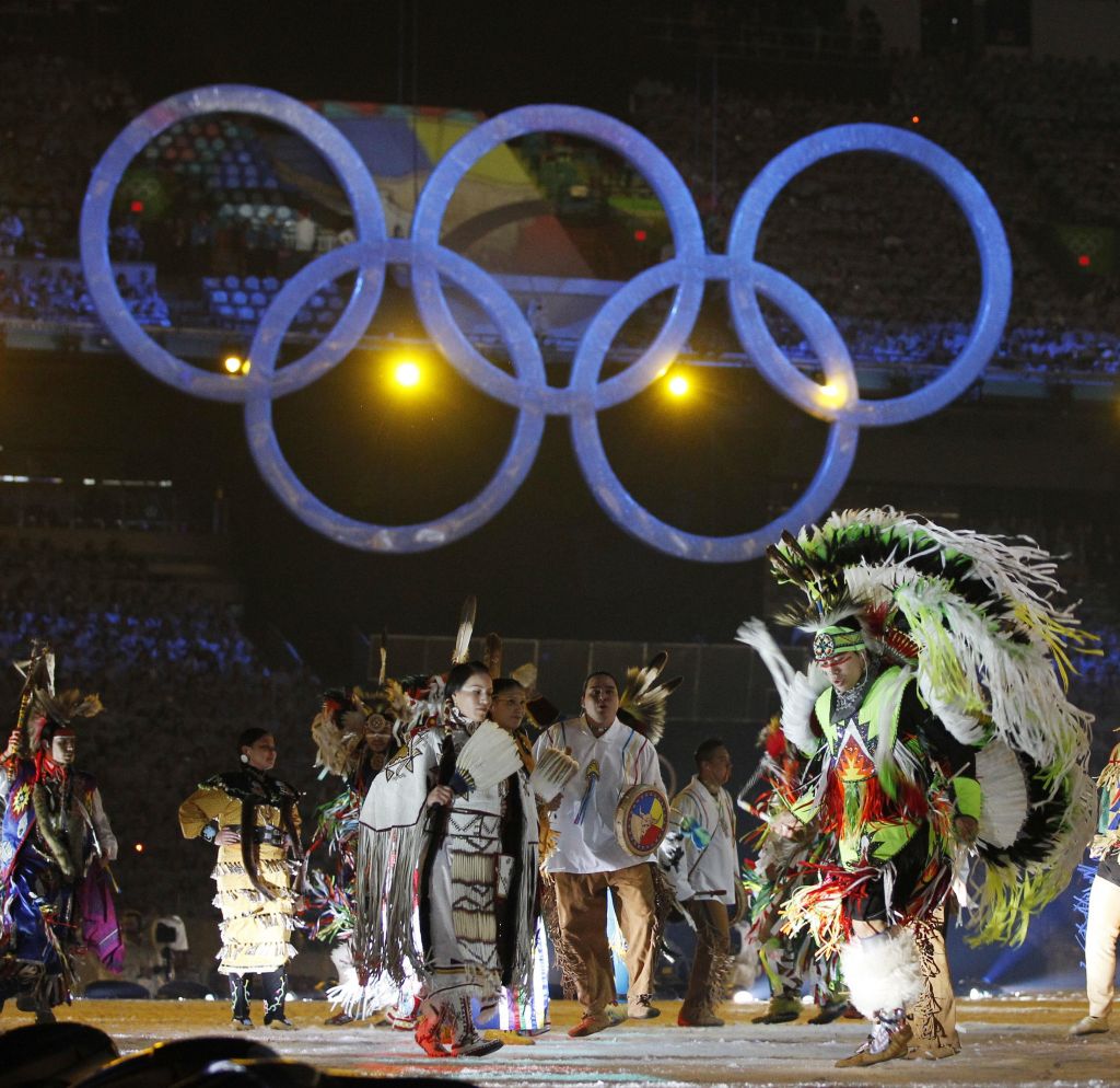 Vancouver_Olympics_with_Indians