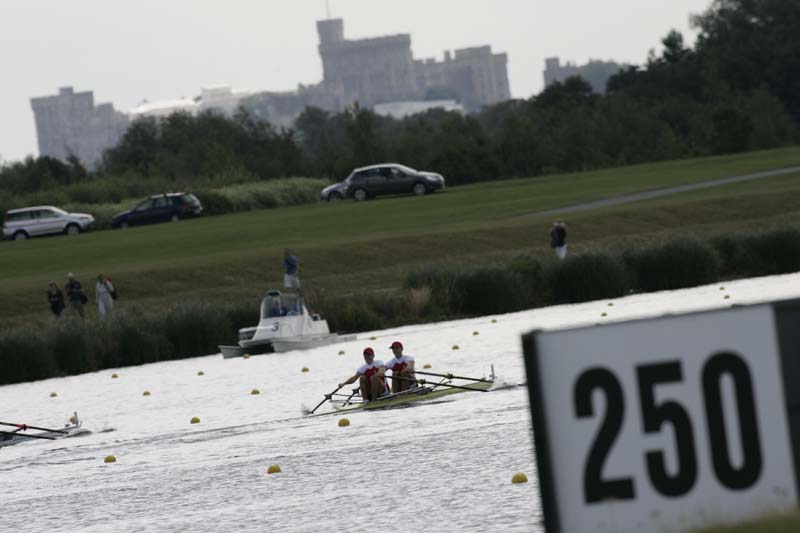 World_Junior_Championships_with_Windsor_Castle_in_background_August_2011