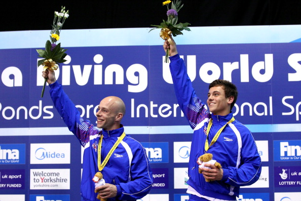 Tom_Daley_and_Peter_Waterfield_with_gold_medal_Sheffield_April_15_2011