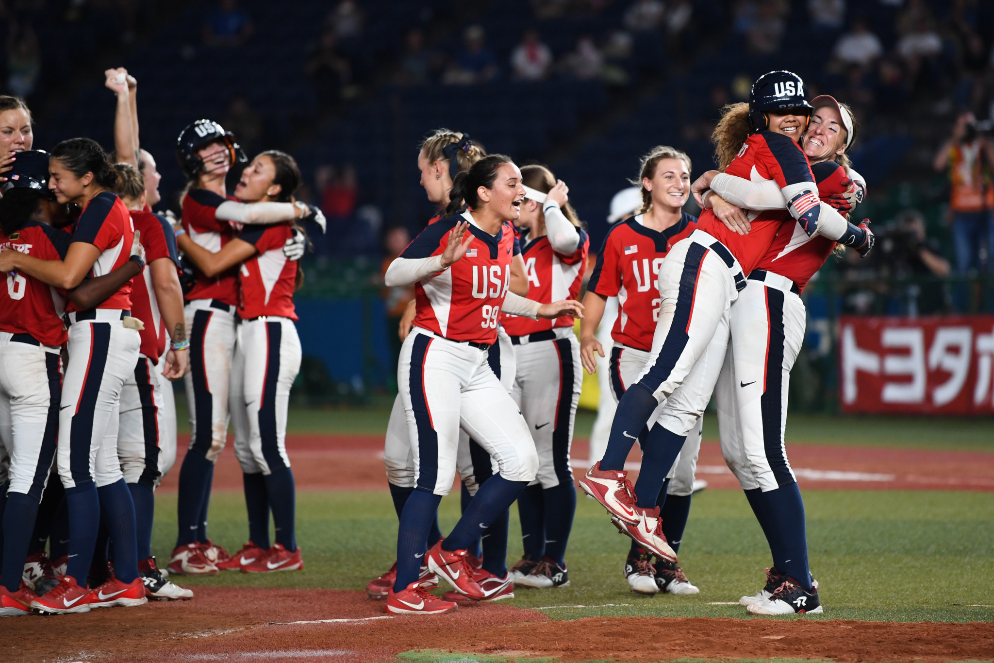 United States beat Japan in Chiba to claim second successive Women's