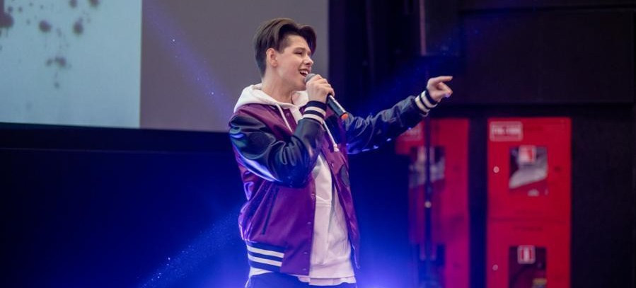 Daniel Yastremsky, who represented Belarus at the 2018 Junior Eurovision Song Contest, performed at the ceremony to mark the unveiling of Lesik ©Minsk 2019