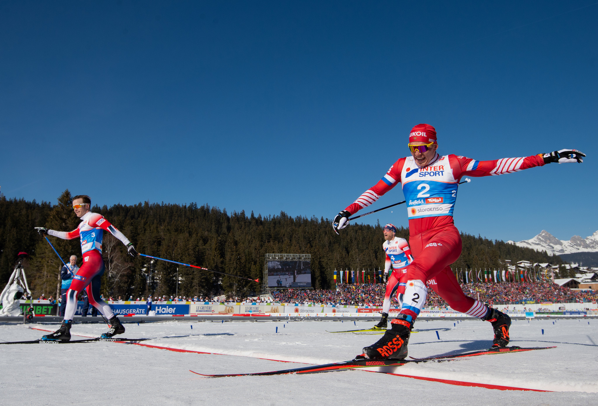 Следующий этап кубка. Лиллехаммер 2017-2018 лыжные гонки. Лыжники спринт.
