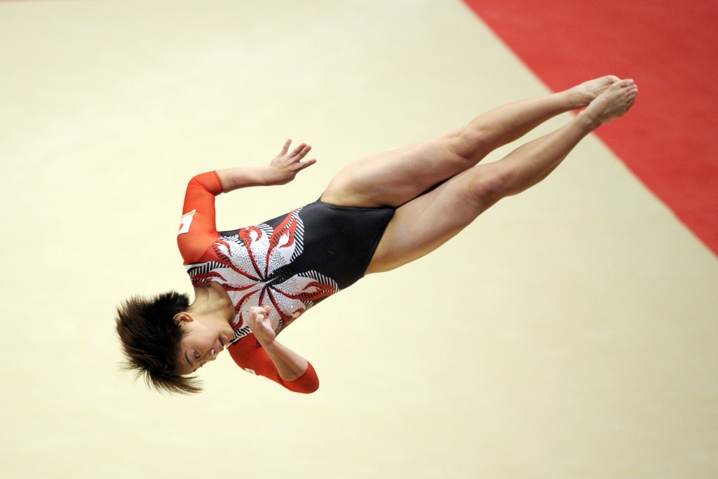 Гимнаст сеул. Мураками спортсмен. Фото Кацуми Мураками сайдзюцу.