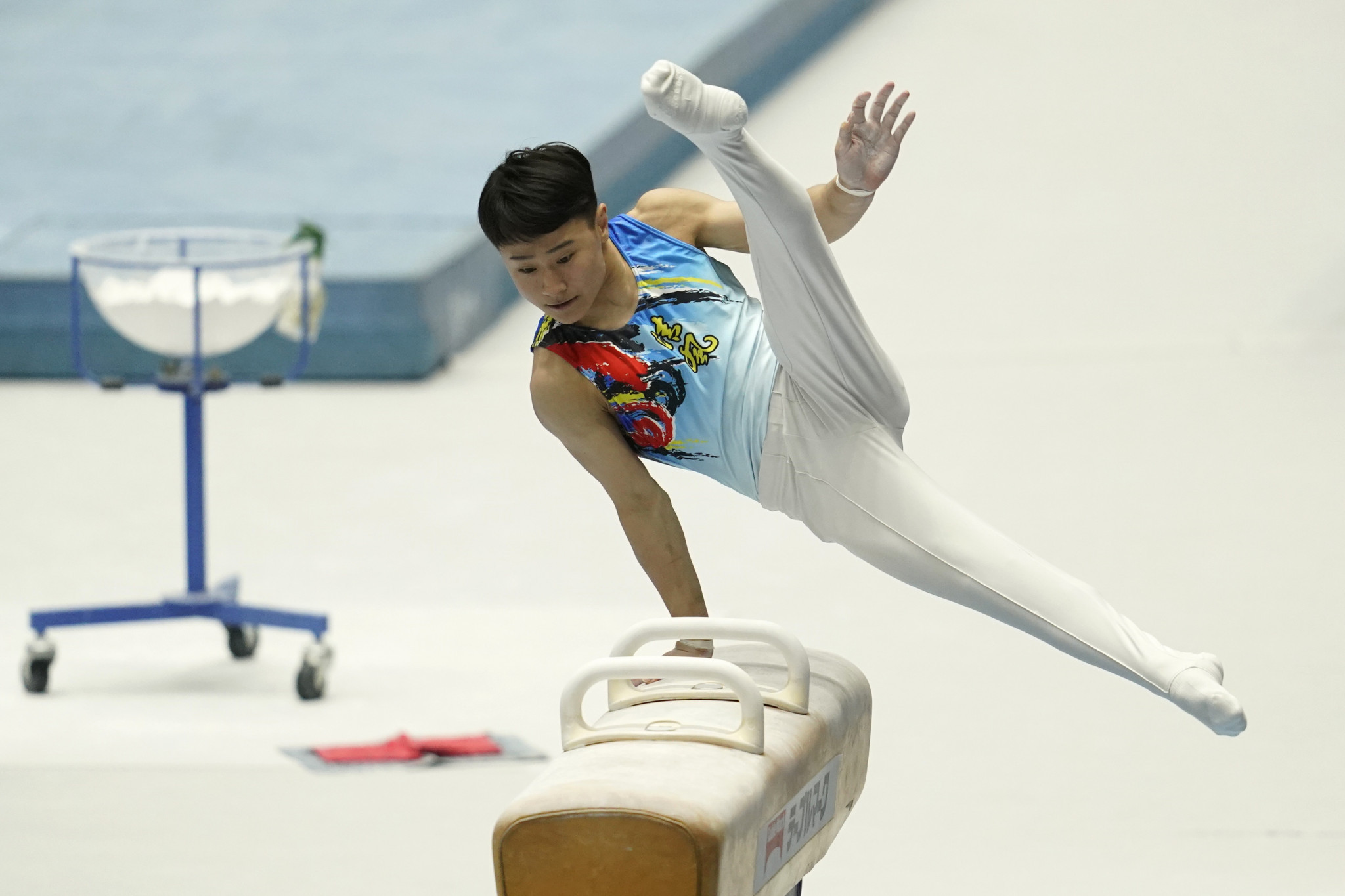 Gold medals shared five ways on first day of apparatus finals at Artistic Gymnastics Junior World Championships