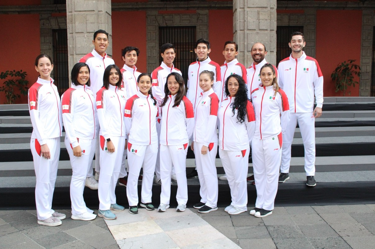 Mexico's taekwondo athletes given Lima 2019 send-off by President