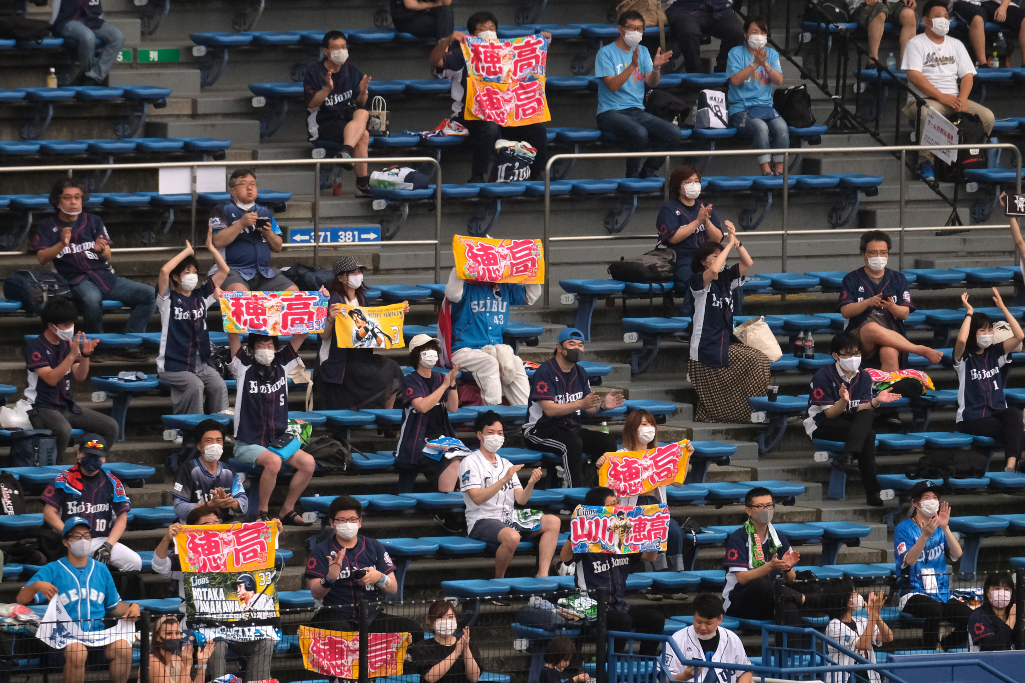 Over 10,000 spectators attend sporting events as Japan eases restrictions