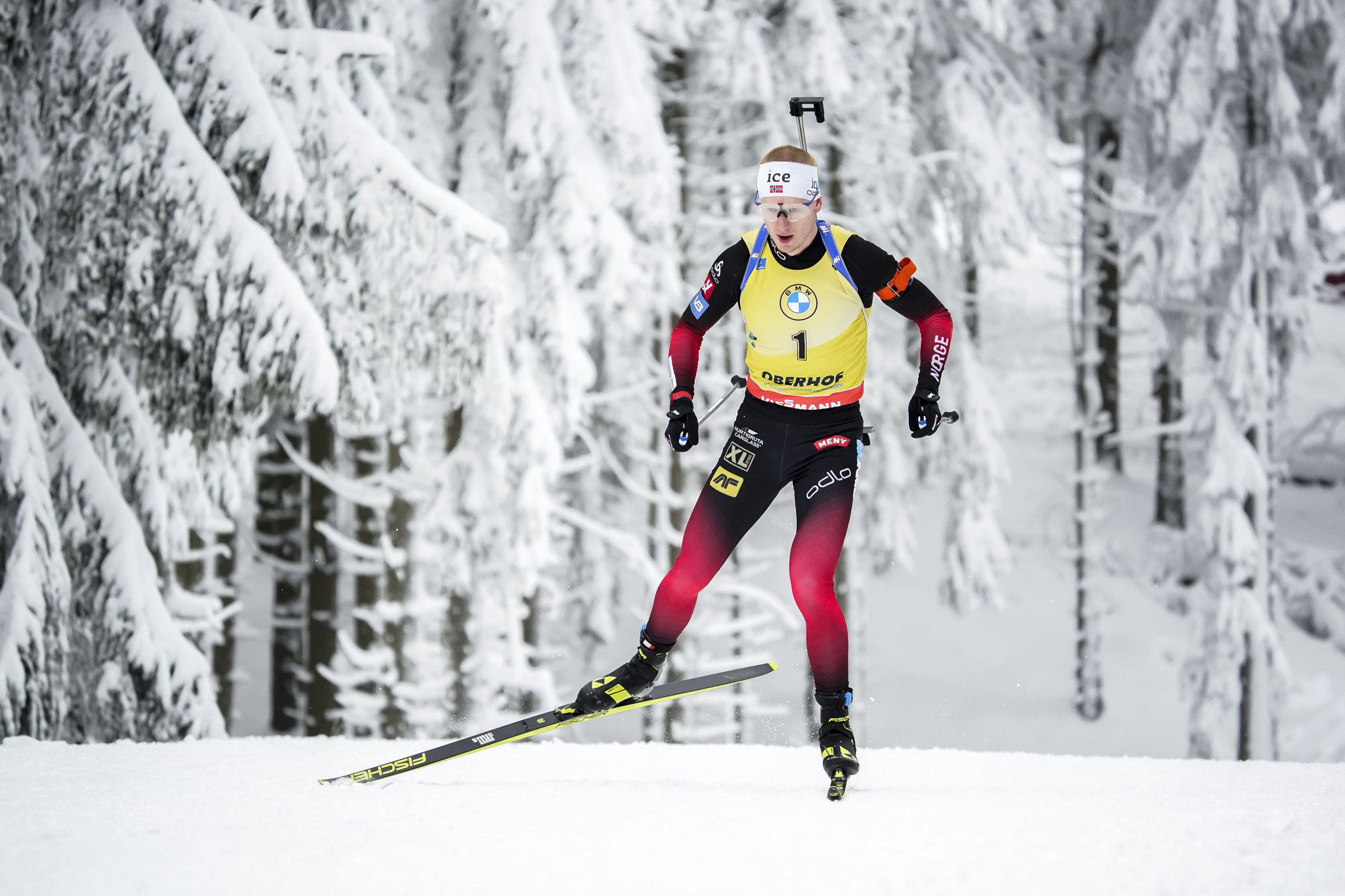 Johannes Thingnes Bø reste en tête du sprint et du classement général de la Coupe du monde de biathlon IBU cette saison © Getty Images