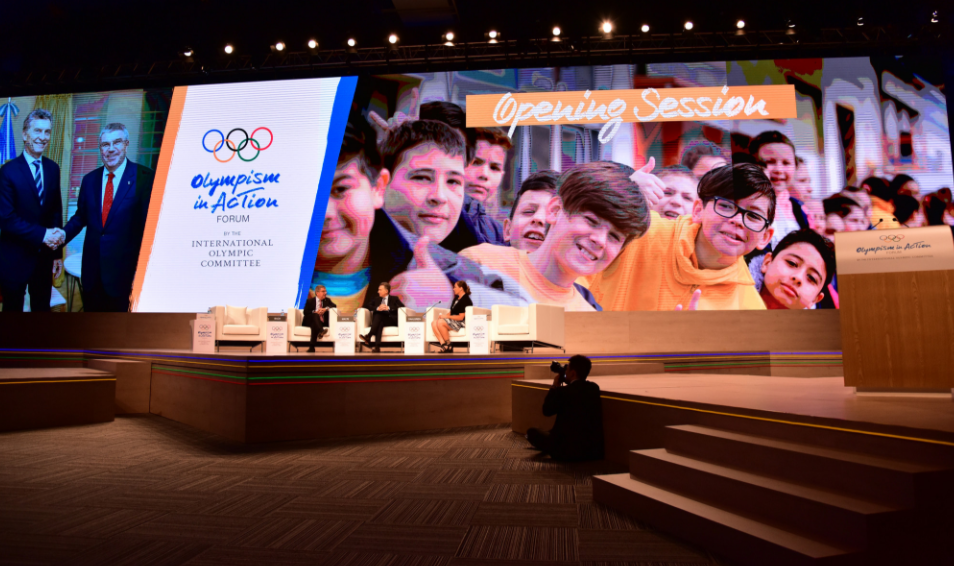 Los jóvenes se sitúan en el corazón del Movimiento Olímpico a través de programas como los Jóvenes Líderes del COI, para los que se han anunciado 25 nuevos nombres © Getty Images