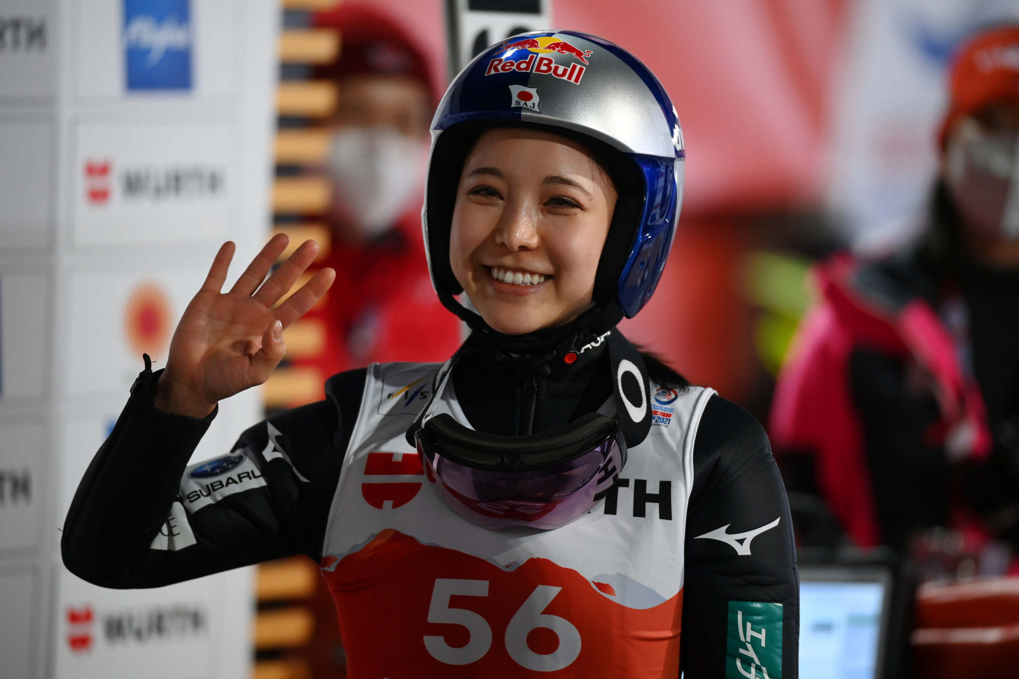 Sara Takanashi espère remporter le titre du monde normal de colline demain © Getty Images