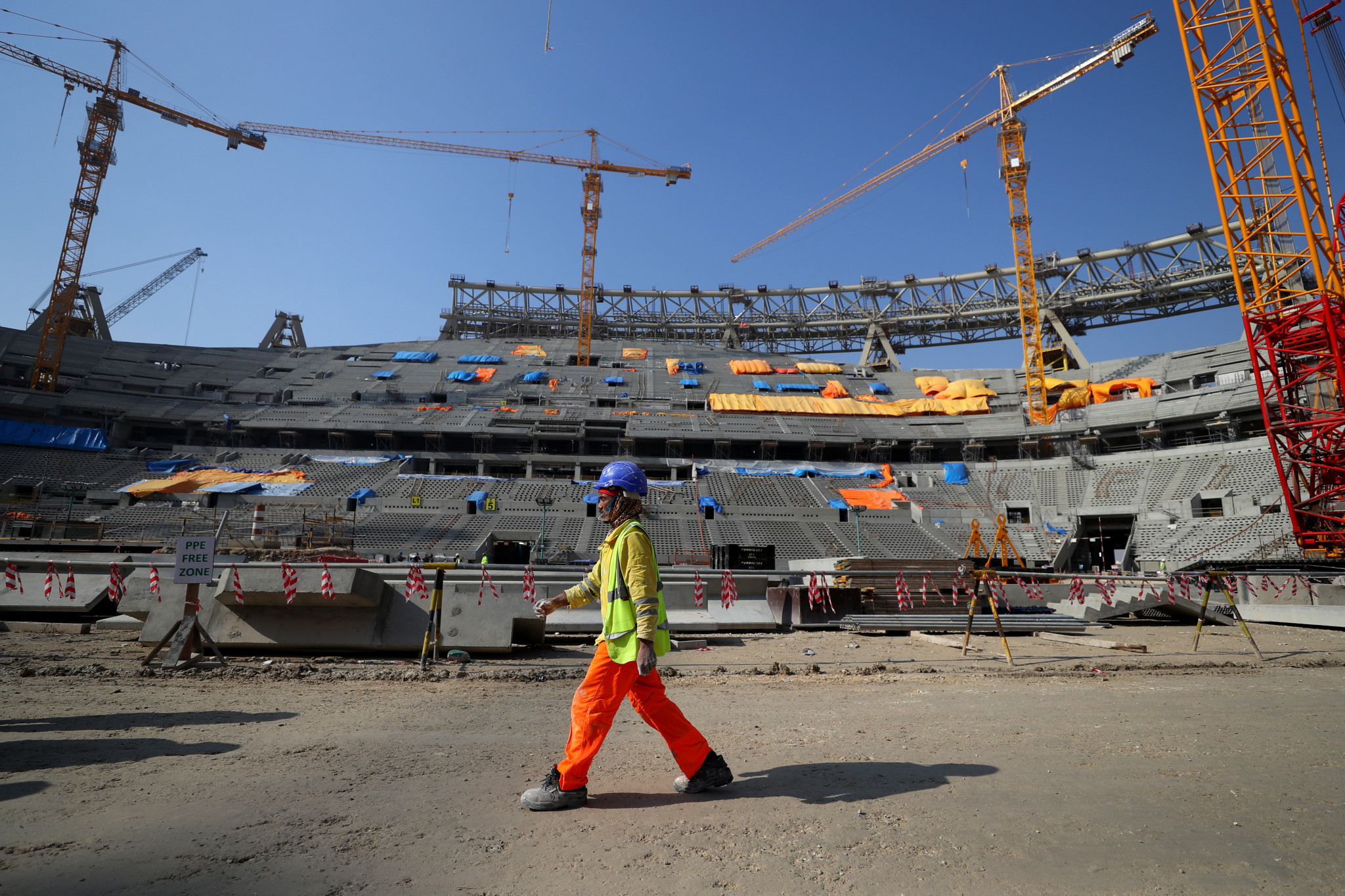 Environ 6500 ouvriers construisant des stades pour la Coupe du Monde de la FIFA 2022 seraient morts © Getty Images