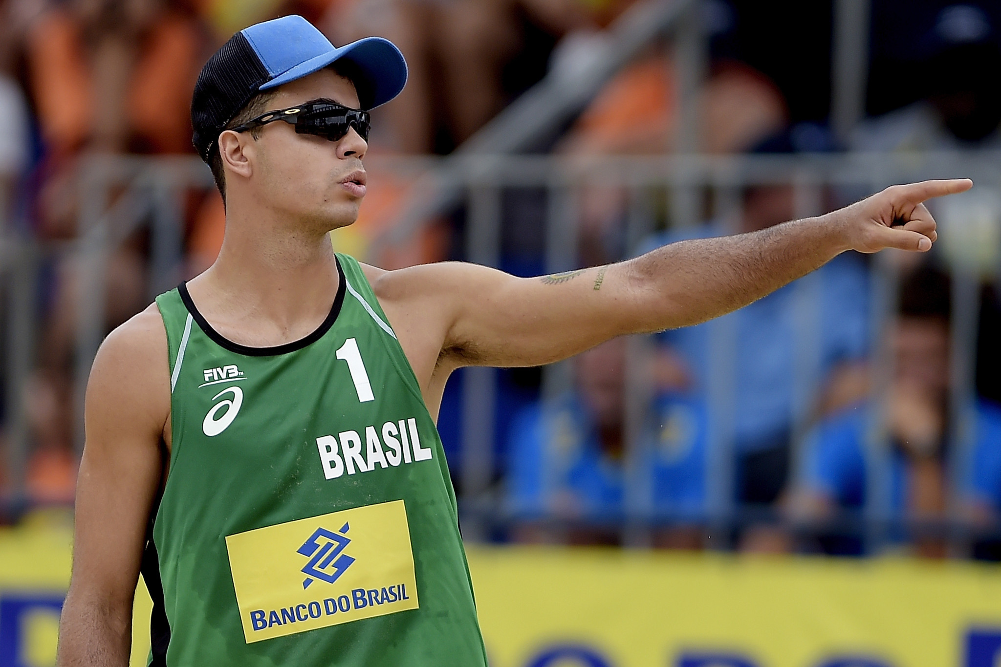 Gustavo Albrecht Carvalhaes faisait partie du duo brésilien qui a choqué les meilleures têtes de série de la Katara Beach Volleyball Cup © Getty Images