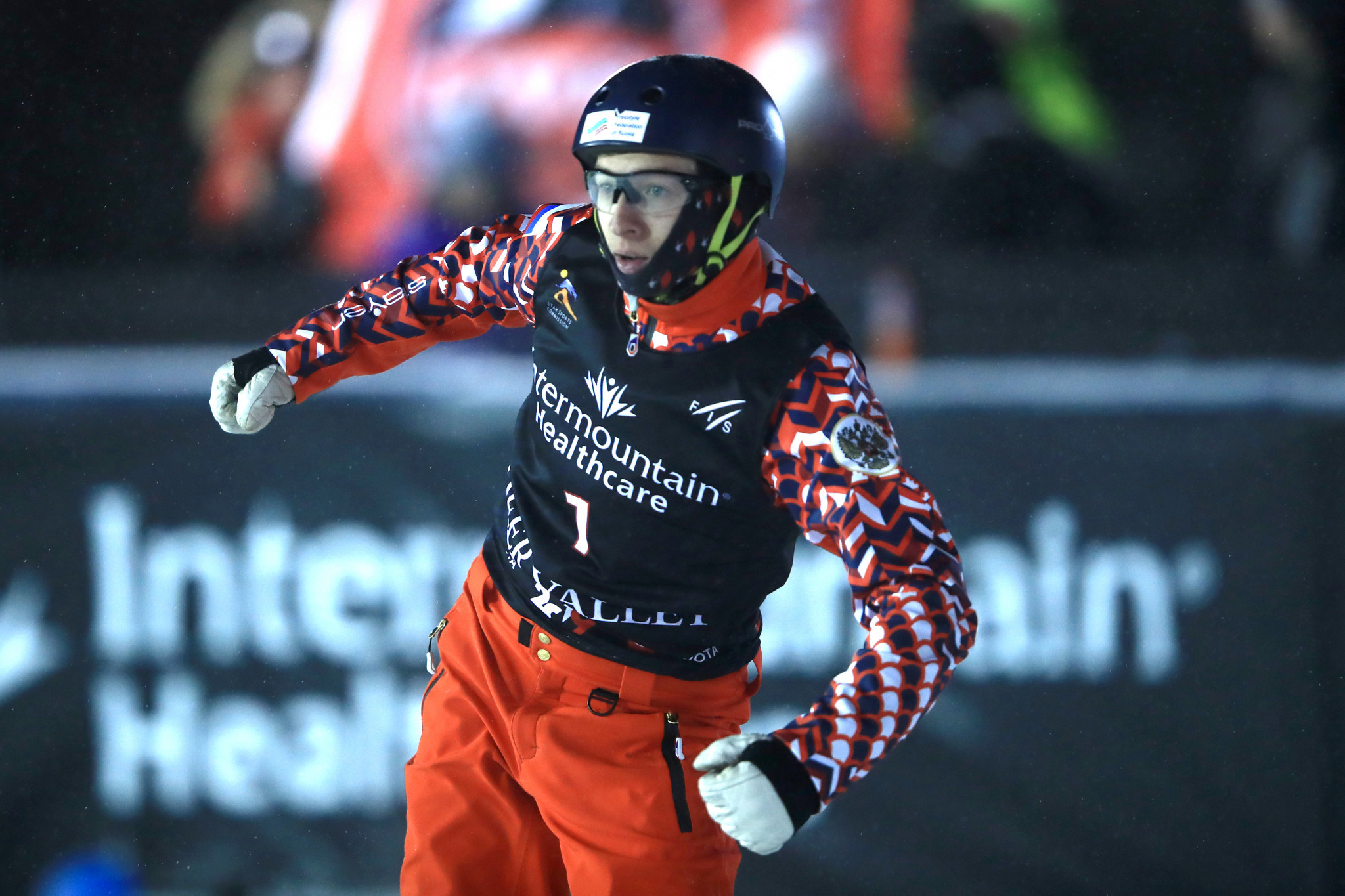 Le Russe Maxim Burov a défendu son titre de sauts aux Championnats du monde de ski acrobatique FIS à Almaty aujourd'hui © Getty Images
