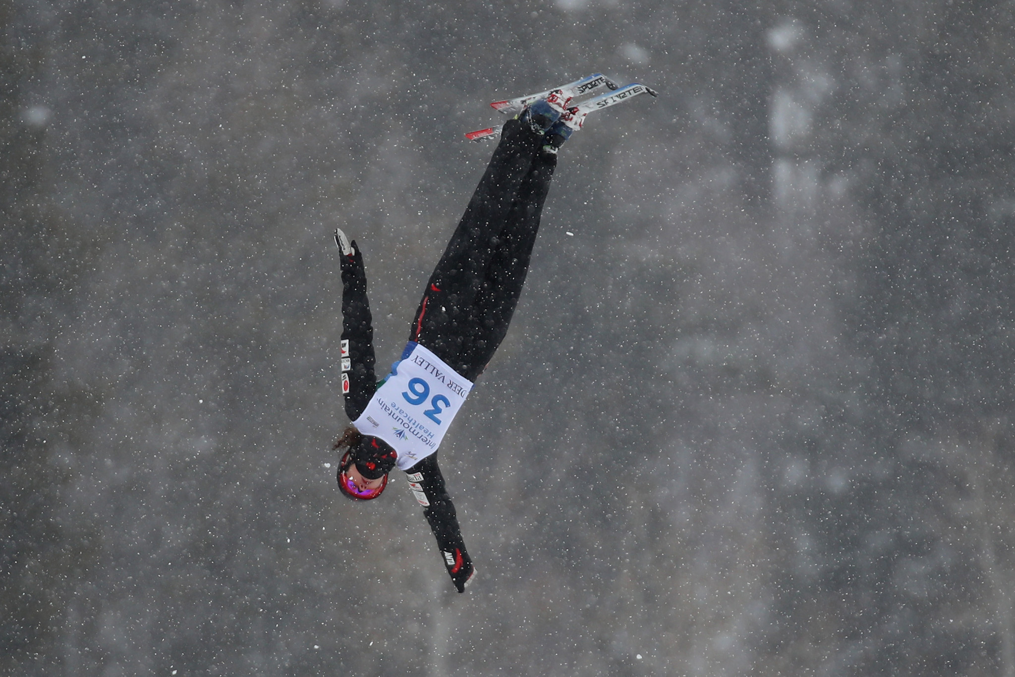 La Canadienne Marion Thénault a remporté sa première Coupe du monde de sauts FIS de sa carrière à Almaty © Getty Images 