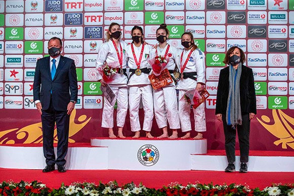 I concorrenti canadesi e italiani si contendono l’oro nella prima giornata dell’IJF Antalya Grand Slam