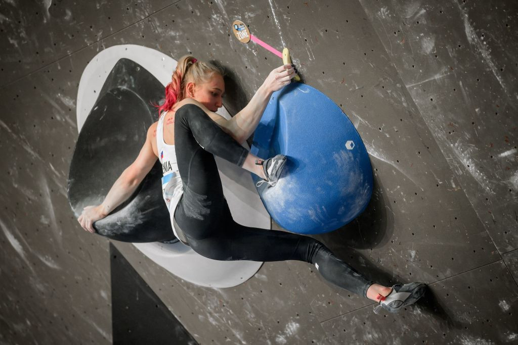 Janja Garnbret a remporté la médaille d'or dans l'épreuve de bloc féminin en Suisse © Getty Images