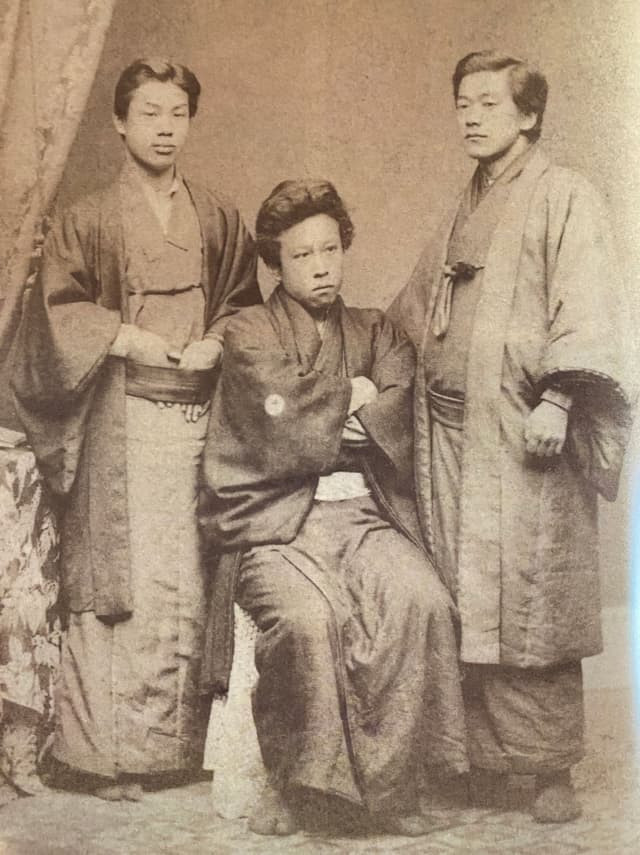 Twenty-year-old Kano Jigoro Shihan, right ©The Kodokan Institute