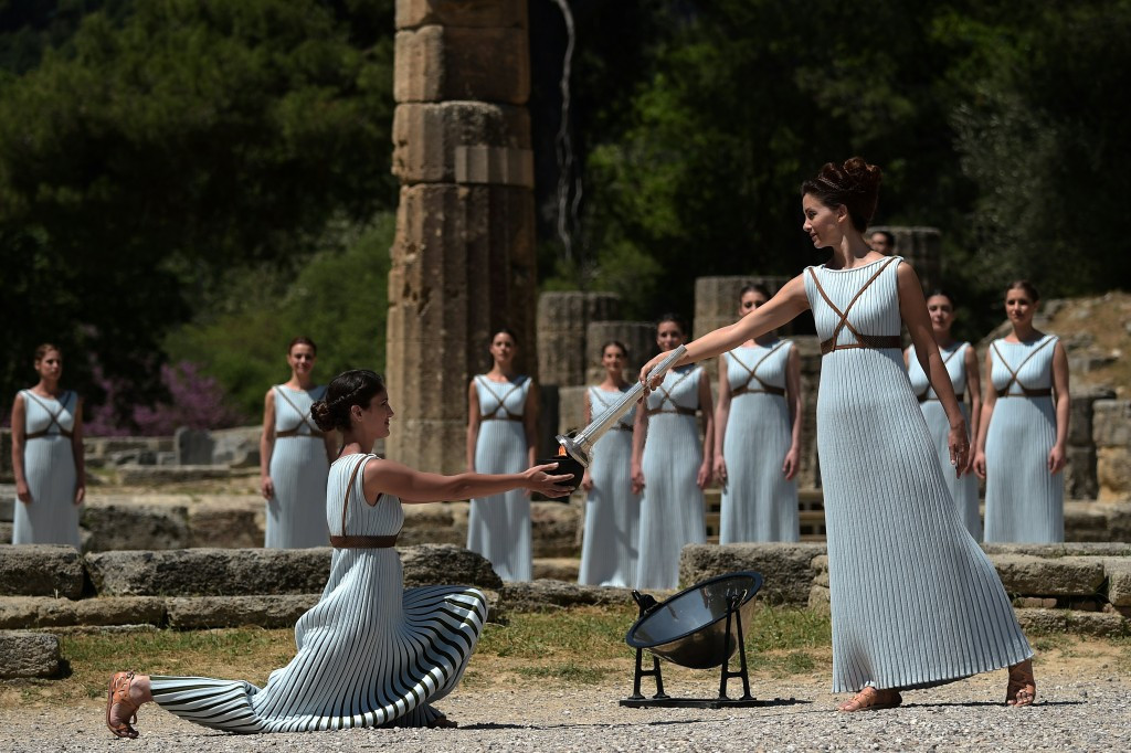 Olympic flame begins journey to Rio 2016 after Ancient Olympia ceremony