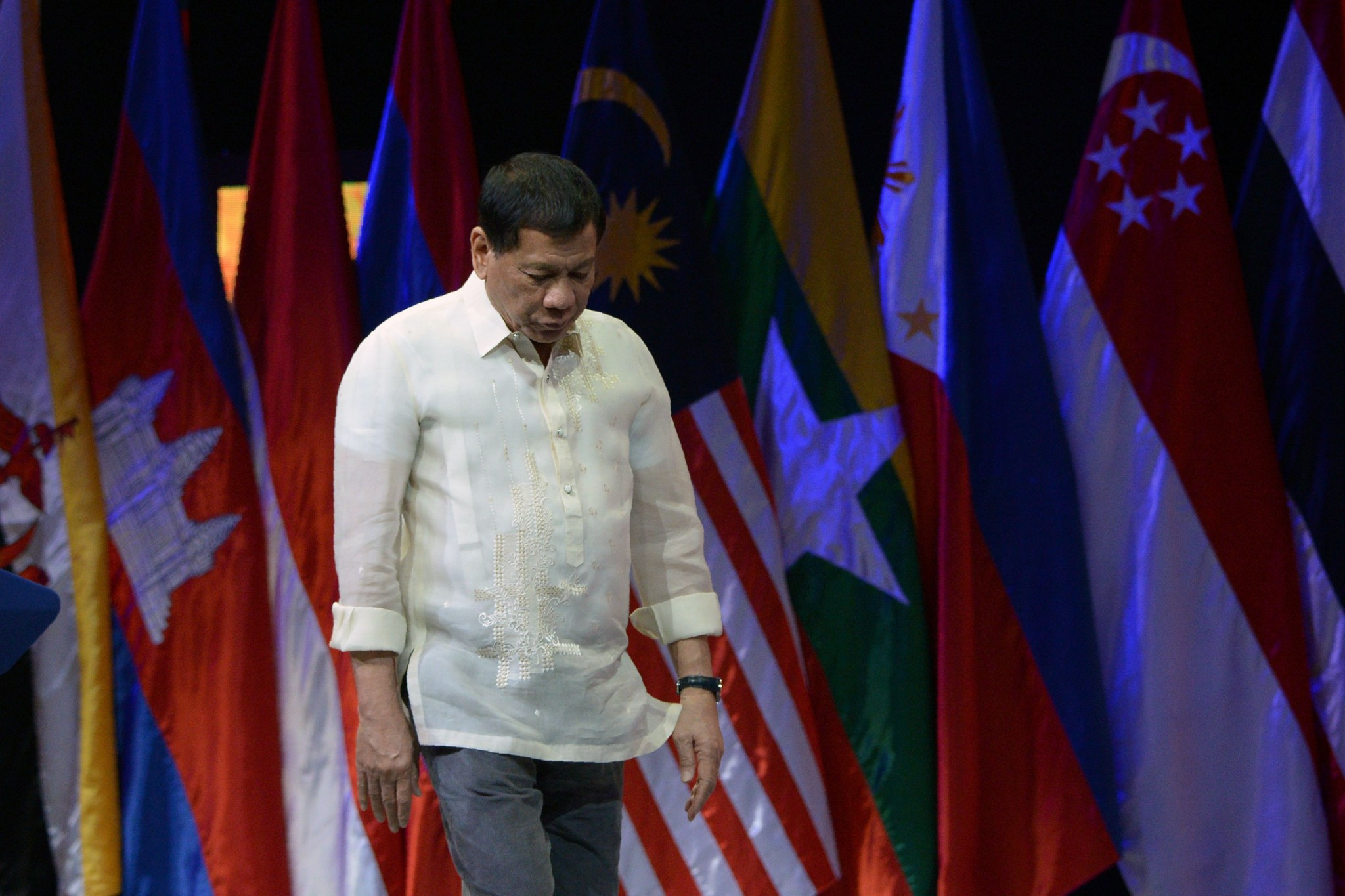 Philippines President Duterte confirms interest in hosting 2019 Southeast Asian Games